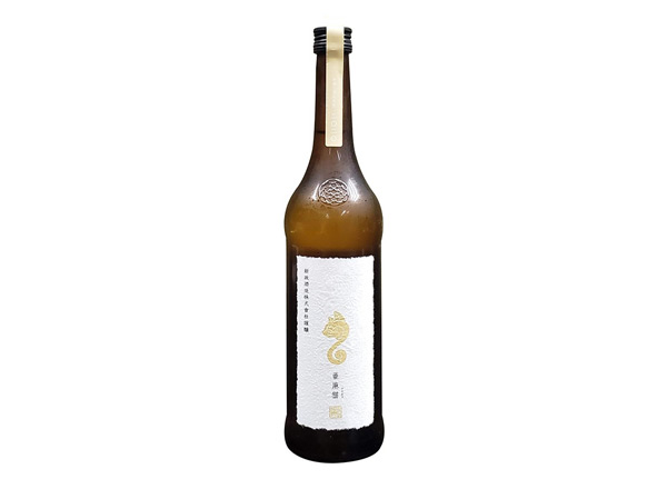 郑州日本清酒回收新政亚麻猫清酒新政酒造