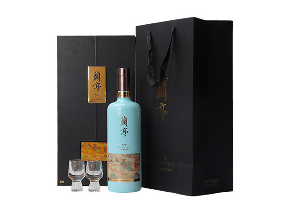 郑州会稽山黄酒回收兰亭大师三十年陈酿1L礼盒装绍兴黄酒